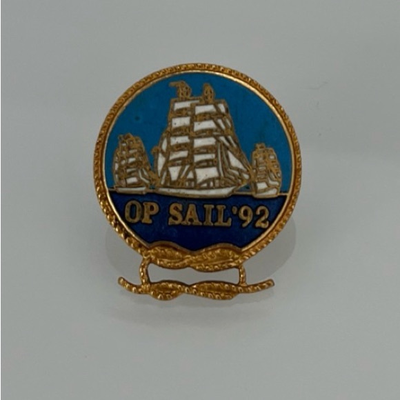 Vintage Jewelry - Vintage nautical lapel pin